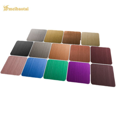 Tôle d'acier inoxydable 304 avec surface brossée et revêtement couleur PVD en taille quatre pieds pour murs de cuisine