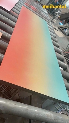Couleur dégradée 2.0mm feuille d'acier inoxydable décoration du hall de réception plafond mural