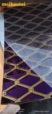 Bon prix PVD couleur de revêtement en acier inoxydable feuille de métal quatre pieds en ligne