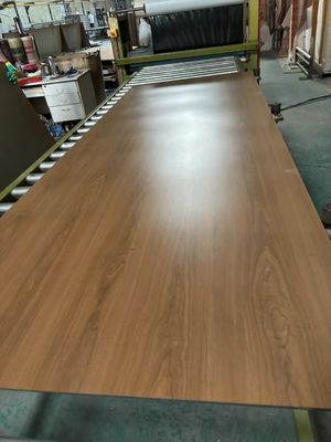 Bon prix Imitation de bois massif Grain feuilles d'acier inoxydable Décoration de l'hôtel en ligne