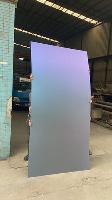 Bon prix 201 304 Gradient bleu rouge feuilles d'acier inoxydable Porte Décoration hôtelière en ligne