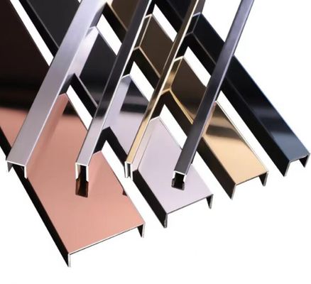 Bordure de carreau en U en acier inoxydable de 0,65 mm avec revêtement couleur PVD anti-traces de doigts pour la finition décorative des murs