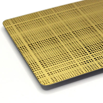 Finition miroir en or 304 tôle gravée en acier inoxydable en 1219x3048 mm Taille pour les applications décoratives