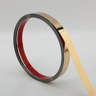 Bon prix Carreaux en acier inoxydable revêtus de couleur PVD avec une surface miroir / coiffure pour la protection décorative des bords des murs en ligne