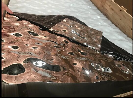 Bon prix Plaque d'acier inoxydable à ondulation d'eau 3D, panneau décoratif de finition miroir en ligne