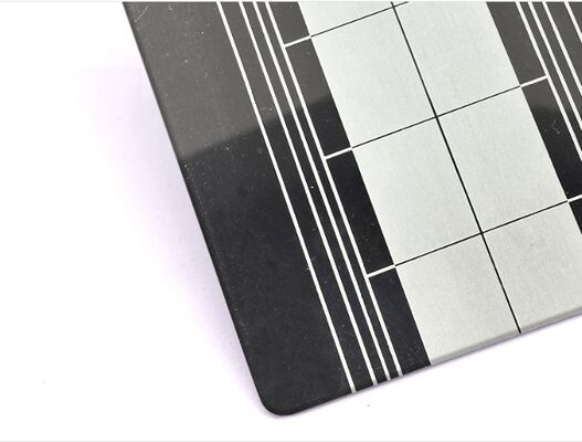 Bon prix Plaque d'acier inoxydable gravé de qualité 201 avec film PVC de 70 microns et taille 1219x3048 mm pour applications décoratives en ligne