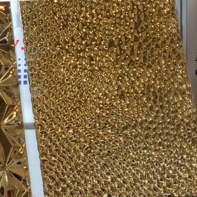 Un panneau en acier de qualité supérieure en titane 304 pour la décoration de luxe.