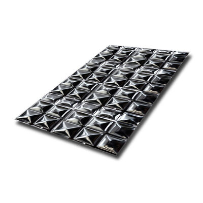 Bon prix 304 PVD Noir Couleur 3D Carré Spieil Stampé Finition Panneaux de revêtement en acier inoxydable en ligne