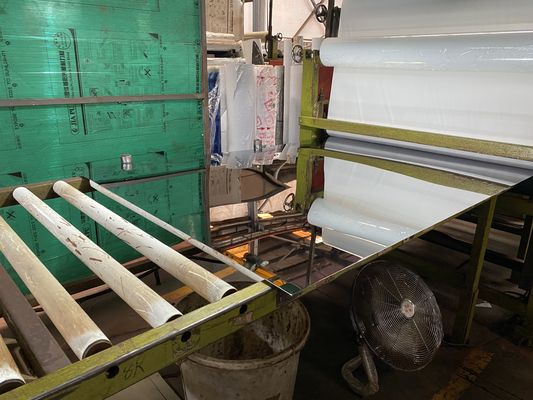 Finition Super Miroir Acier Inoxydable Grade 304/201 Feuille 1240x2440mm pour Applications Décoratives
