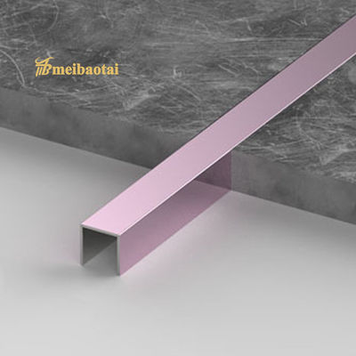 Carreaux en acier inoxydable revêtus de PVD violet U15 mm avec une épaisseur de 0,65 mm pour la décoration du sol