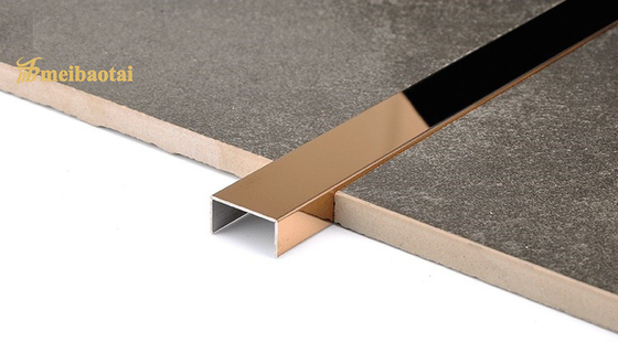 Équilibre de l'équilibre PVD Rose Gold Stainless Steel U de tuile de miroir de longueur de 3048MM