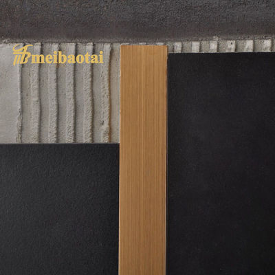 Bon prix bande de transition de plancher d'acier inoxydable de PVC 7c U affilant l'épaisseur de 0.65mm en ligne