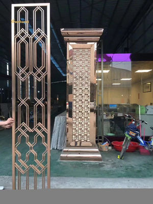 Bon prix 201 dureté extérieure de miroir du diviseur de pièce d'acier inoxydable 8K HRB100 en ligne