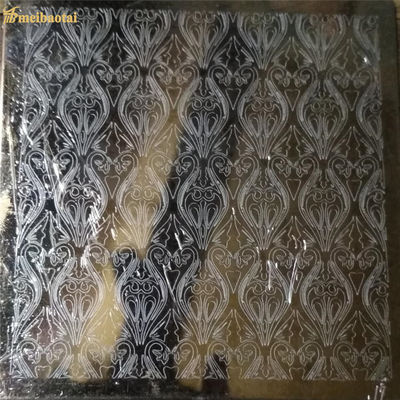 Bon prix Le Black Mirror a gravé à l'eau-forte l'épaisseur 0.3mm AISI de feuille d'acier inoxydable en ligne