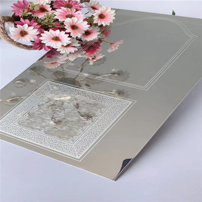 Bon prix Grade 304 0,95 mm Épaisseur de plaque d'acier inoxydable argent gravé pour l'ascenseur décoratif en ligne