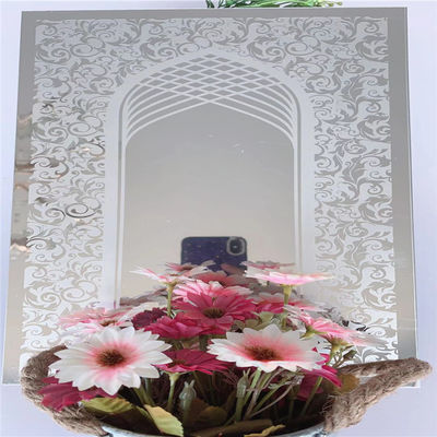 Bon prix Tôle d'acier inoxydable gravée polie de 0,75 mm d'épaisseur avec film PVC de 70 microns pour applications décoratives en ligne