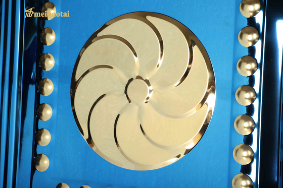 Le miroir d'or embouti solides solubles couvrent, feuille d'ODM 4x8 solides solubles de décoration