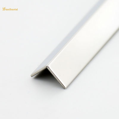 Bon prix 304 201 la tuile d'acier inoxydable qu'équilibrent L miroir de fente ont fini décoratif en ligne