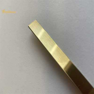 Le délié décoratif d'or de forme de l'équilibre T de tuile de l'acier inoxydable 201 304 a fini